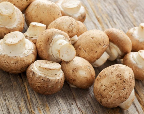 9 أطعمة تعزز صحة البشرة والشعر.. احرص على تناولها صورة رقم 8