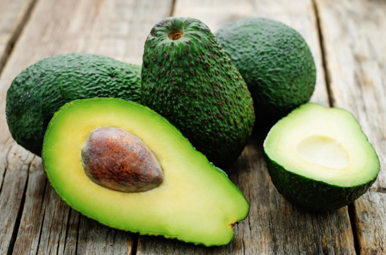 9 أطعمة تعزز صحة البشرة والشعر.. احرصوا على تناولها صورة رقم 6