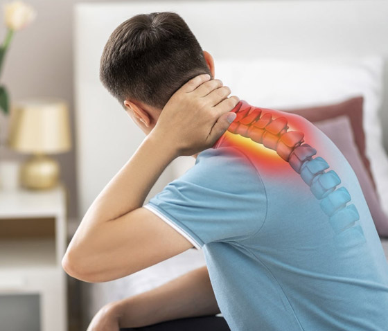 4 طرق منزلية للتخلص من آلام الرقبة المزعجة في الشتاء صورة رقم 3