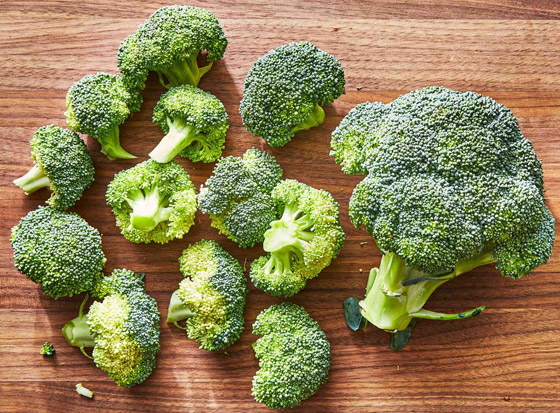 لتفادي الشيب المبكر.. إليكم هذه الأطعمة الـ8 المثالية صورة رقم 8