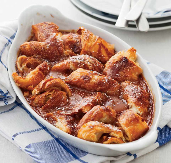 إليكم طريقة تحضير بودينغ الكرواسون بالشوكولاتة والكاسترد صورة رقم 7