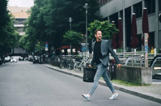 8 أشياء ضد القانون لكن نفعلها بشكلٍ يومي! صورة رقم 9