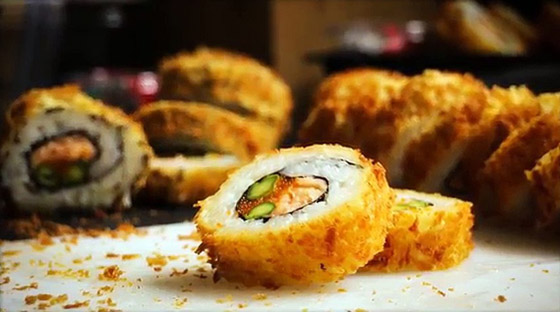 إليكم طريقة تحضير رولات التوست بالتونة الخفيفة والشهية صورة رقم 3