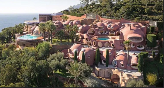 8 قصور ومنازل فاخرة لا يرغب أحد بشرائها وإن كانت مجانية لهذا السبب! صورة رقم 9