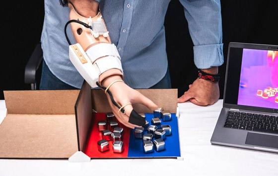 فيديو: تطوير أول طرف صناعي قادر على استشعار درجات الحرارة صورة رقم 5