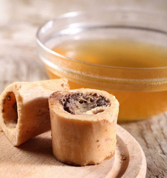 بديل القهوة الصباحية لبشرة بلا تجاعيد.. كوب (مرق العظام) حديث التواصل صورة رقم 1