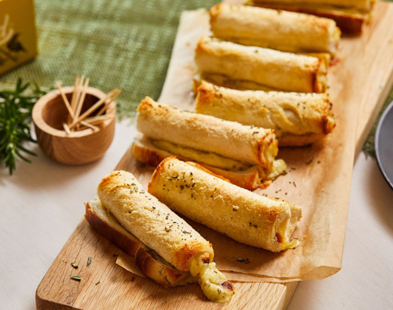 إليكم طريقة تحضير رولات التوست بالدجاج الشهية والسريعة صورة رقم 3