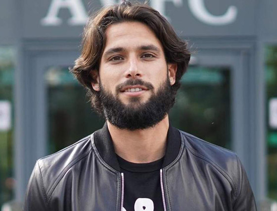 فيديو: نجم الكرة الإسباني (جوتا) يفاجئ الجميع ويعتنق الإسلام صورة رقم 10 فيديو: نجم الكرة الإسباني (جوتا) يفاجئ الجميع ويعتنق الإسلام صورة رقم 10