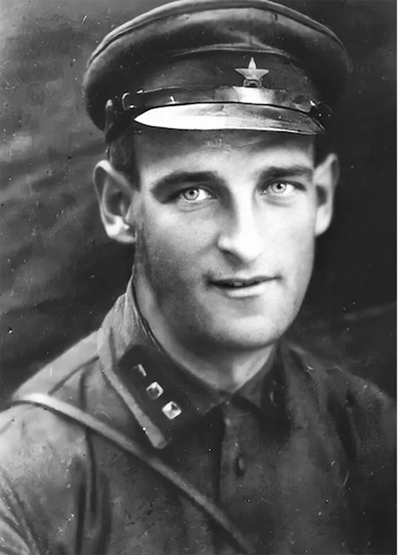 تعرفوا على رجل منع هتلر من الحصول على أخطر سلاح سوفيتي صورة رقم 4 تعرفوا على رجل منع هتلر من الحصول على أخطر سلاح سوفيتي صورة رقم 4