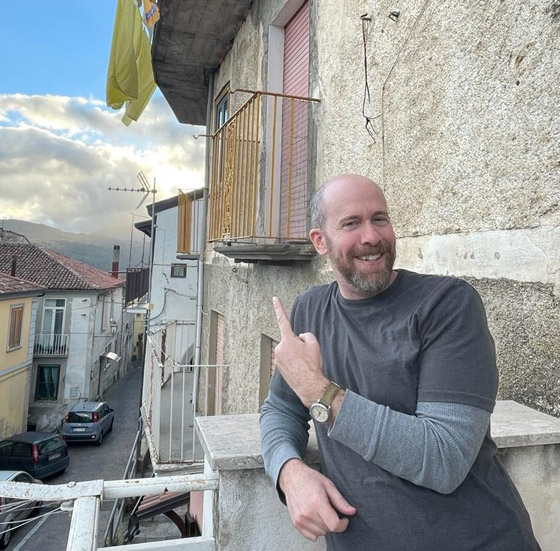 تحمل مفاجآت بداخلها.. أمريكي يشتري شقة مهجورة في إيطاليا.. صور صورة رقم 5 تحمل مفاجآت بداخلها.. أمريكي يشتري شقة مهجورة في إيطاليا.. صور صورة رقم 5