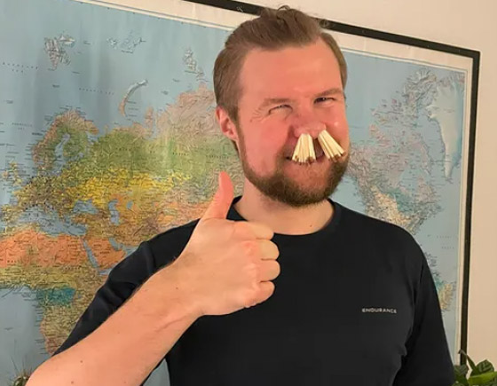 بإدخال 68 عود ثقاب في أنفه.. رجل دنماركي يدخل موسوعة غينيس صورة رقم 1