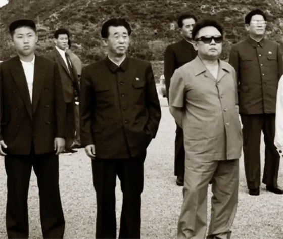 مفاجأة يفجرها جاسوس.. للزعيم الكوري كيم ولد سري يُسبب له الإحراج! صورة رقم 3 مفاجأة يفجرها جاسوس.. للزعيم الكوري كيم ولد سري يُسبب له الإحراج! صورة رقم 3