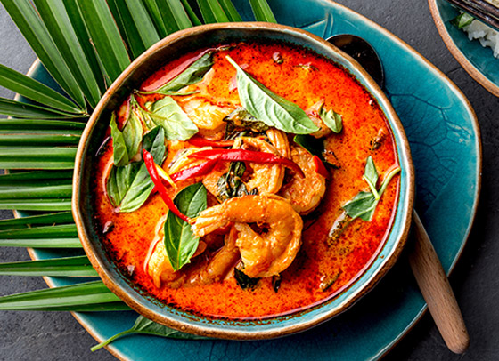 إليكم طريقة تحضير جمبري بالكاري وحليب جوز الهند الشهي صورة رقم 5