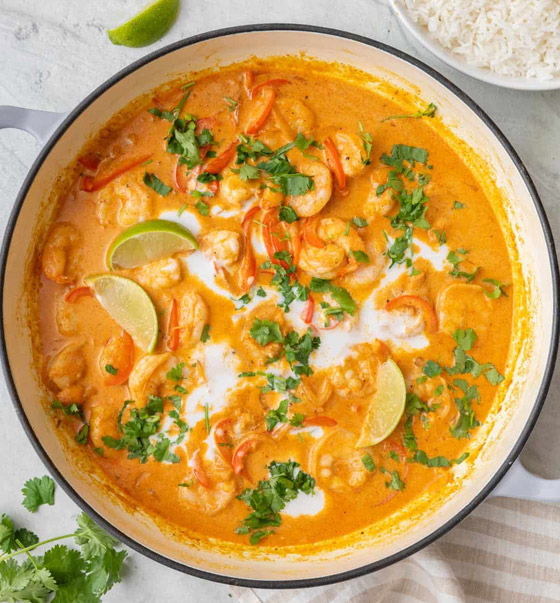 إليكم طريقة تحضير جمبري بالكاري وحليب جوز الهند الشهي صورة رقم 6