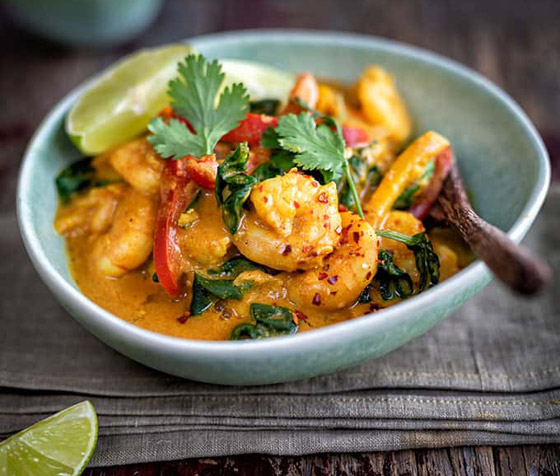 إليكم طريقة تحضير جمبري بالكاري وحليب جوز الهند الشهي صورة رقم 9