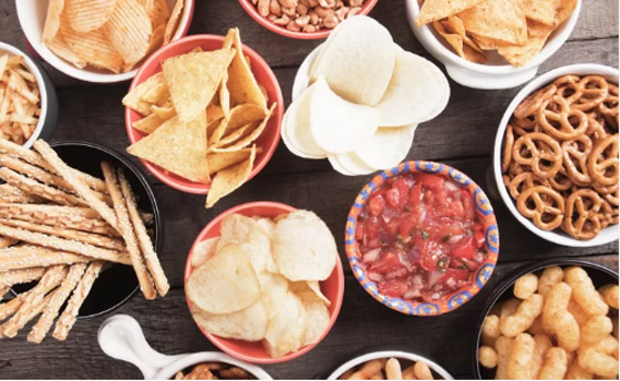 من رقائق الفطور إلى اللحوم.. احذروا خطر هذه الأطعمة صورة رقم 7