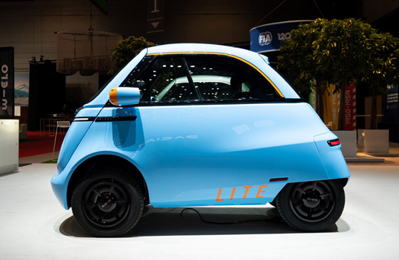 صورة رقم 2 - (مايكرولينو لايت).. سيارة الفقاعة لمحبي السكوتر الكهربائي (فيديو) صورة رقم 2 - (مايكرولينو لايت).. سيارة الفقاعة لمحبي السكوتر الكهربائي (فيديو)