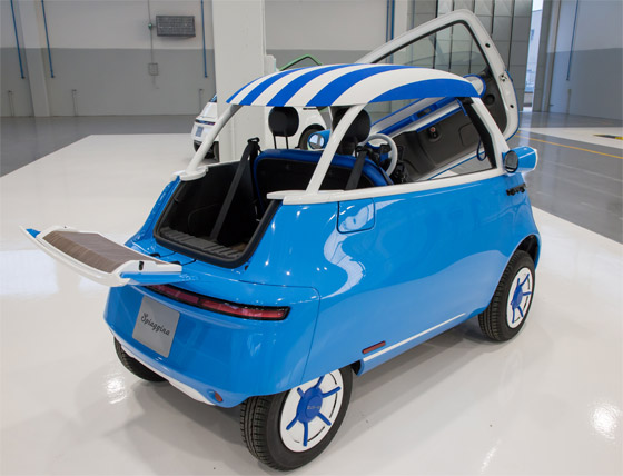 صورة رقم 10 - (مايكرولينو لايت).. سيارة الفقاعة لمحبي السكوتر الكهربائي (فيديو) صورة رقم 10 - (مايكرولينو لايت).. سيارة الفقاعة لمحبي السكوتر الكهربائي (فيديو)