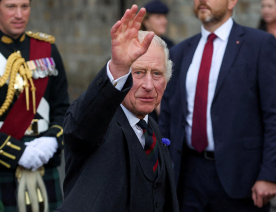 بريطانيا تجهز خطة لإعلان وفاة الملك تشارلز.. تتضمن الوريث المحتمل للعرش صورة رقم 4 بريطانيا تجهز خطة لإعلان وفاة الملك تشارلز.. تتضمن الوريث المحتمل للعرش صورة رقم 4