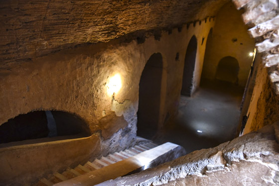 موجود بالمغرب مسكون بالجن وليس له أبواب أو نوافذ.. قصة أغرب سجن بالعالم صورة رقم 8 موجود بالمغرب مسكون بالجن وليس له أبواب أو نوافذ.. قصة أغرب سجن بالعالم صورة رقم 8