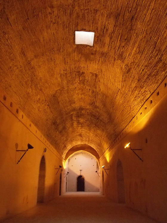 موجود بالمغرب مسكون بالجن وليس له أبواب أو نوافذ.. قصة أغرب سجن بالعالم صورة رقم 14 موجود بالمغرب مسكون بالجن وليس له أبواب أو نوافذ.. قصة أغرب سجن بالعالم صورة رقم 14