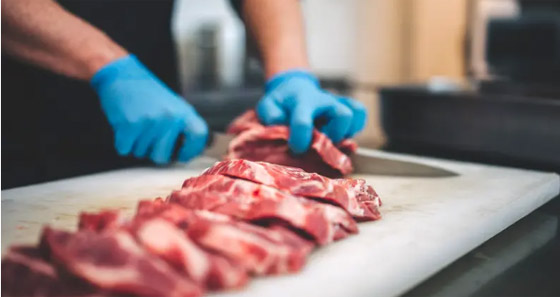 إياك غسل هذه المواد الغذائية قبل طهيها.. طبيب يكشف صورة رقم 1