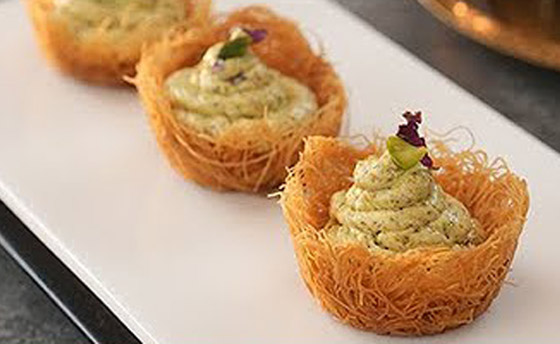 إليكم طريقة تحضير مبتكرة لأكواب الكنافة بالقشطة المميزة صورة رقم 3