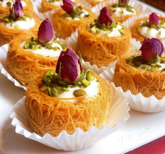 إليكم طريقة تحضير مبتكرة لأكواب الكنافة بالقشطة المميزة صورة رقم 4