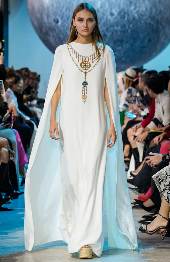 صور: أسرار تنسيق قفاطين وجلابيات ربيعية لإطلالات رمضان 2024 صورة رقم 6