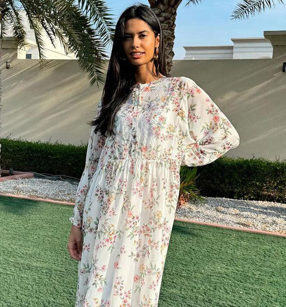 صور: أسرار تنسيق قفاطين وجلابيات ربيعية لإطلالات رمضان 2024 صورة رقم 7