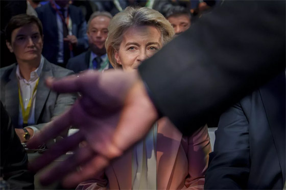 أحداث حول العالم: إليكم الصور الأكثر غرابة لهذا الأسبوع صورة رقم 6 أحداث حول العالم: إليكم الصور الأكثر غرابة لهذا الأسبوع صورة رقم 6