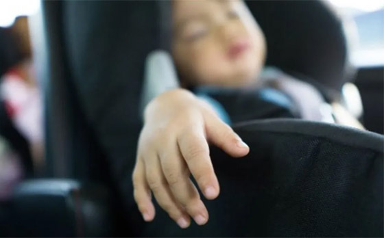 وفاة طفلة عمرها 4 سنوات نسيها والدها بالسيارة وذهب إلى العمل صورة رقم 4 وفاة طفلة عمرها 4 سنوات نسيها والدها بالسيارة وذهب إلى العمل صورة رقم 4