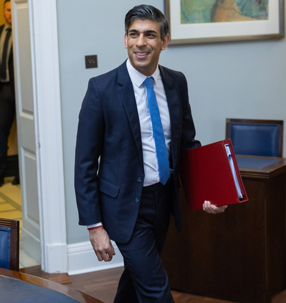 منذ سنوات ورئيس وزراء بريطانيا يصوم 36 ساعة ببداية كل أسبوع (فيديو) صورة رقم 6 منذ سنوات ورئيس وزراء بريطانيا يصوم 36 ساعة ببداية كل أسبوع (فيديو) صورة رقم 6