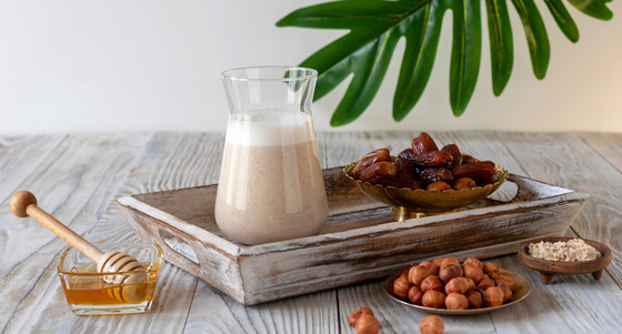 تعاني من الإمساك ومشاكل بالهضم خلال رمضان؟ إليك 8 مشروبات صحية تحافظ على صحتك خلال الشهر صورة رقم 2