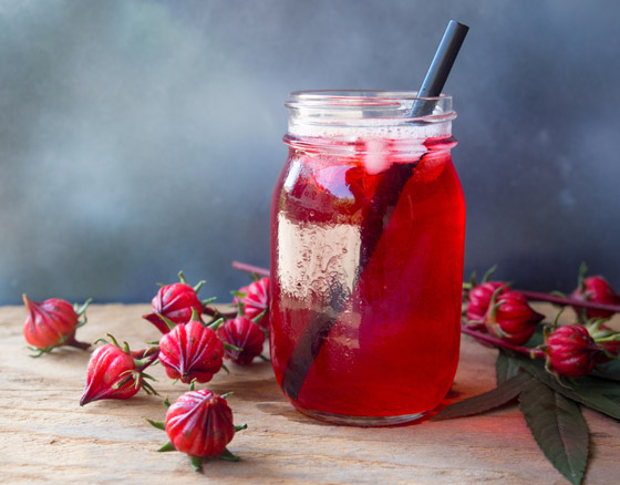 تعاني من الإمساك ومشاكل بالهضم خلال رمضان؟ إليك 8 مشروبات صحية تحافظ على صحتك خلال الشهر صورة رقم 6