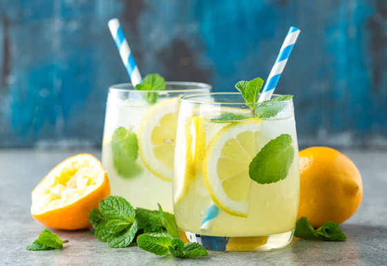 تعاني من الإمساك ومشاكل بالهضم خلال رمضان؟ إليك 8 مشروبات صحية تحافظ على صحتك خلال الشهر صورة رقم 8