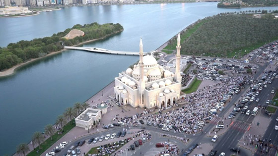 مسجد النور في الشارقة.. تحفة إبداعية صورة رقم 1