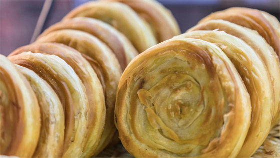 أرغفة محشية ومقرمشة.. إليكم 9 من أفضل أنواع الخبز اللذيذة حول العالم صورة رقم 3