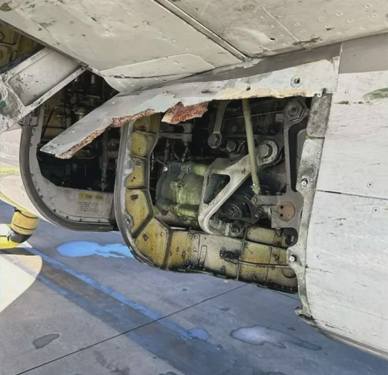 طائرة تفقد جزءا من هيكلها الخارجي خلال رحلتها! صور صورة رقم 1 طائرة تفقد جزءا من هيكلها الخارجي خلال رحلتها! صور صورة رقم 1