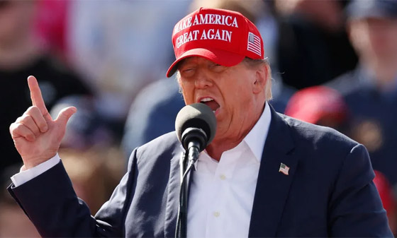 ترامب يحذر من مجزرة: الانتخابات الرئاسية ستشكل تحولا بالتاريخ الأمريكي! صورة رقم 1 ترامب يحذر من مجزرة: الانتخابات الرئاسية ستشكل تحولا بالتاريخ الأمريكي! صورة رقم 1