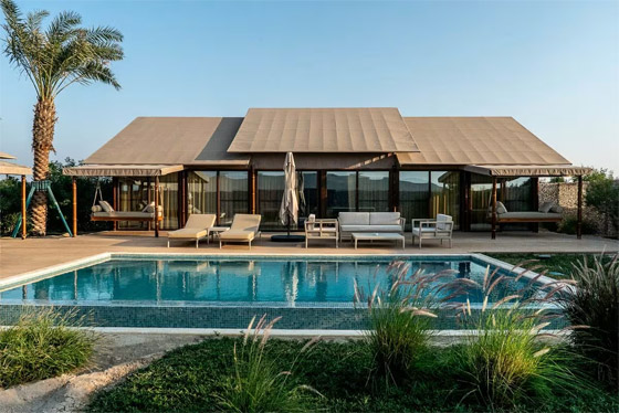 فخامة وعزلة وسط اللامكان.. هذا ما يقدمه أحدث ملاذ صحراوي في قطر صورة رقم 1