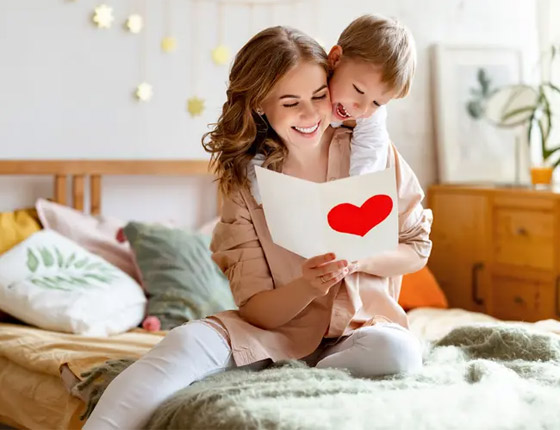 بطريقته الخاصة.. غوغل يحتفل بيوم الأم صورة رقم 8