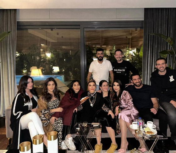 مسلسلات رمضان 2024 في فرفش بلس: دويتو أصالة وتامر حسني بسحور مي عمر (نعمة الافوكاتو) صورة رقم 6