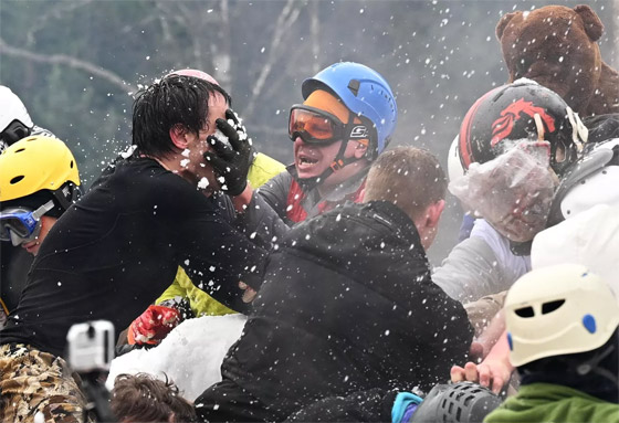 الصور الأكثر طرافة لأحداث هذا الأسبوع من مختلف أنحاء العالم صورة رقم 8 الصور الأكثر طرافة لأحداث هذا الأسبوع من مختلف أنحاء العالم صورة رقم 8