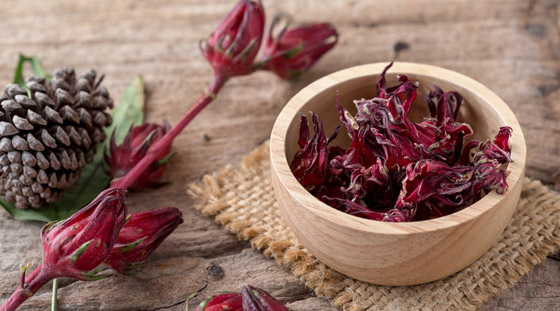 الكركديه رفيق المائدة الرمضانية.. إليك طريقة تحضيره صورة رقم 3