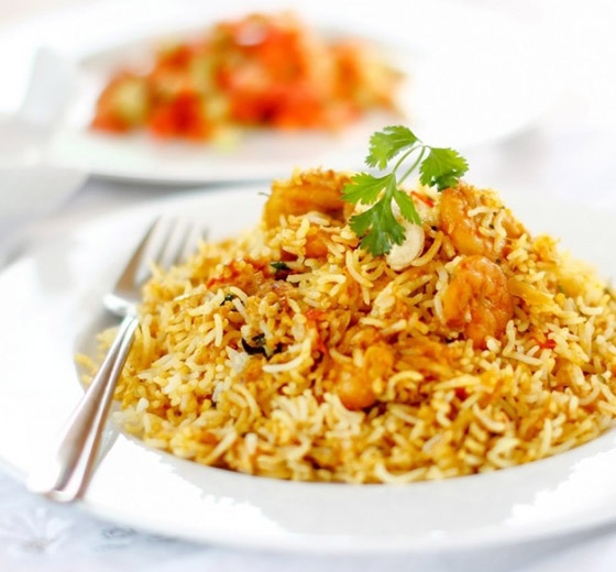 إليكم طريقة تحضير برياني الروبيان لسفرة رمضان صورة رقم 3