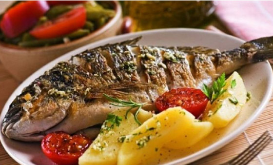 طريقة عمل سمك دنيس بالزيت والليمون غني بالفيتامينات والمعادن صورة رقم 5