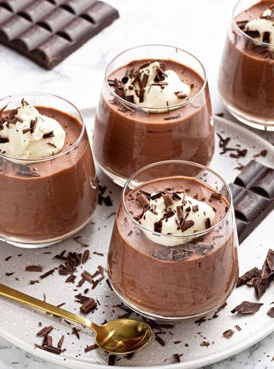 إليكم طريقة عمل مهلبية بالشوكولاتة الداكنة.. حلى باردة وصحية صورة رقم 5