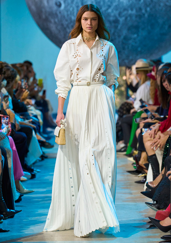 صور: 7 طرق لتنسيق التنورة الطويلة للمحجبات في رمضان 2024 صورة رقم 7