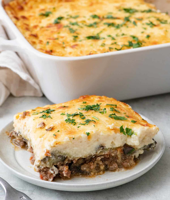 إليكم طريقة تحضير البطاطس بالبشاميل واللحمة المفرومة الشهية صورة رقم 6